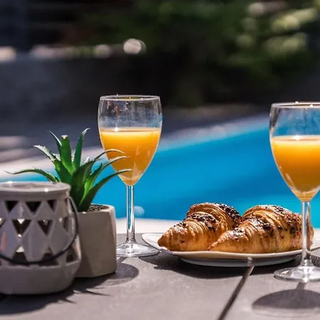 S By Guide 빌라 보디체