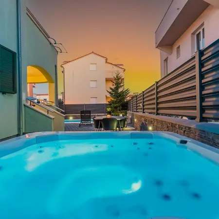 S By Guide Villa *