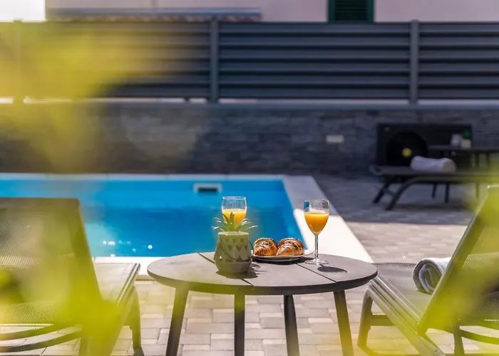 Villa S By Guide Vodice